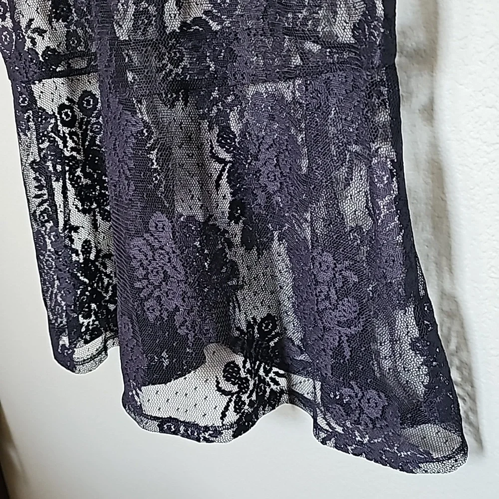 Lane Bryant Cutwork High Neck Lace Short Sleeve Mock Neck Sheer Top 14/16